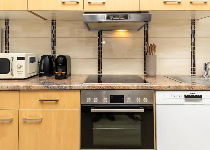 Brand New Bright 2br L Near Park & Metro Vienna